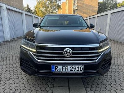 Gebraucht VW Touareg Basis 231 PS (169 kW) 2018 Schwarz SUV