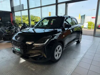 Gebraucht Suzuki Swift Comfort 83 PS (61 kW) 2025 Schwarz Kleinwagen