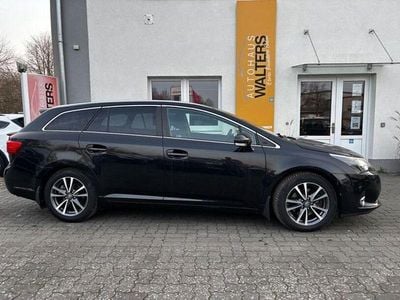 Usata Toyota Avensis Edition 150 CV (110 kW) 2014 Nero Station wagon