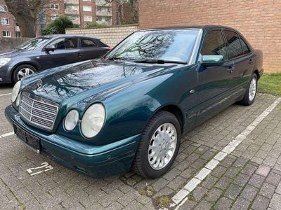 Mercedes E230