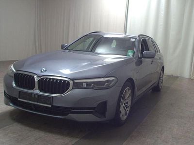 Second-hand BMW 530e Sport Line 292 CP (214 kW) 2021 Gri Break