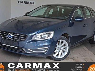 Usado Volvo V60 Momentum 181 HP (133 kW) 2015 Azul Carrinha
