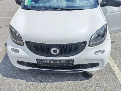 Gebraucht Smart ForFour Basis 71 PS (52 kW) 2016 Schwarz Kleinwagen