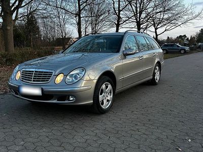 Gebraucht Mercedes E200 163 PS (119 kW) 2005 Grau Kombi