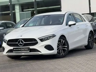 Gebraucht Mercedes A180 Progressive 136 PS (100 kW) 2025 Weiß Limousine