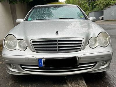 Mercedes C220