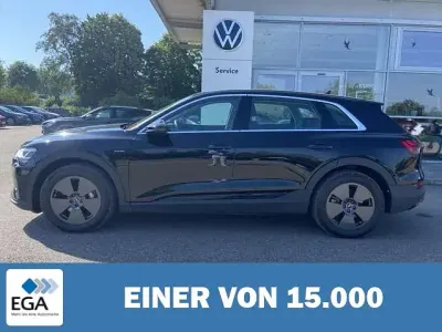 Gebraucht Audi e-tron 230 kW (313 PS) 2022 Schwarz SUV