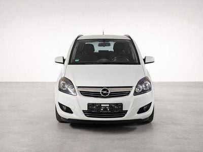 Gebraucht Opel Zafira Family 140 PS (102 kW) 2011 Weiß Van / Kleinbus