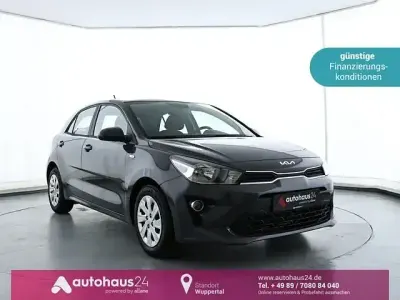 Gebraucht Kia Rio Edition 7 84 PS (61 kW) 2023 Grau Limousine