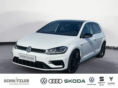 Gebraucht VW Golf VIII R 300 PS (220 kW) 2019 Weiß Limousine