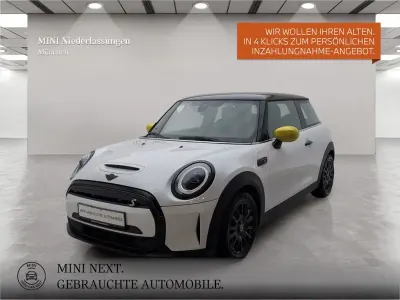Gebraucht Mini Cooper SE 135 kW (184 PS) 2023 Weiß Kleinwagen