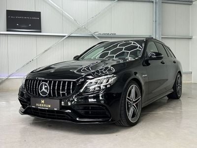 Obsidianschwarz metalliclack Gebraucht 2019 Mercedes C63 AMG AMG Kombi | 53.490 € (Etwas zu teuer)