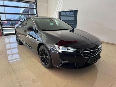 Second-hand Opel Insignia Business 125 CP (91 kW) 2022 Negru Berlinǎ