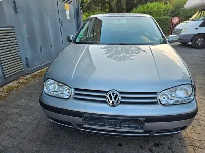 Gebraucht VW Golf IV 75 PS (55 kW) 2003 Schwarz Limousine