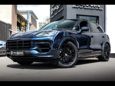 Gebraucht Porsche Cayenne 470 PS (345 kW) 2024 Blau SUV