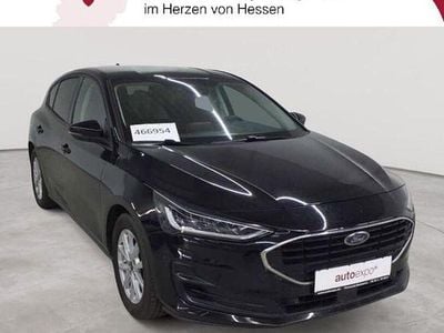 Gebraucht Ford Focus Cool & Connect 120 PS (88 kW) 2023 Agate black metallic Limousine