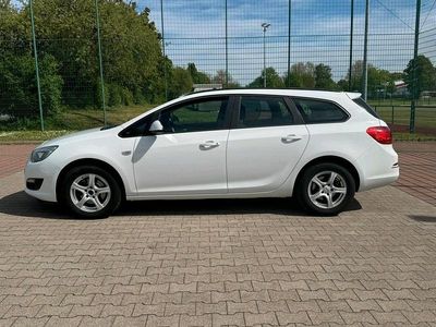 Gebraucht Opel Astra 2015 Weiß Kombi