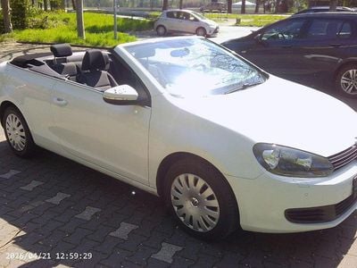 Second-hand VW Golf Cabriolet Life 105 CP (77 kW) 2012 Alb Cabrio