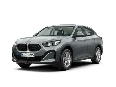 Gebraucht BMW X2 163 PS (119 kW) 2025 Silber SUV