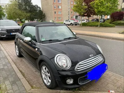 Gebraucht Mini One Cabriolet 98 PS (72 kW) 2011 Schwarz Cabrio