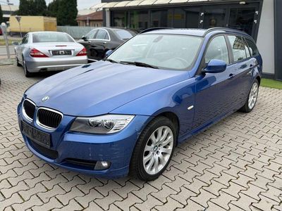 Gebraucht BMW 318 Comfort Edition 143 PS (105 kW) 2010 Blau Kombi