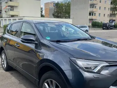 Gebraucht Toyota RAV4 Team 197 PS (144 kW) 2018 Grau SUV