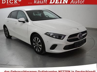 Gebraucht Mercedes A180 116 PS (85 kW) 2022 Weiß Limousine