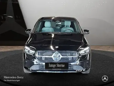 Gebraucht Mercedes B250e 218 PS (160 kW) 2024 Van / Kleinbus