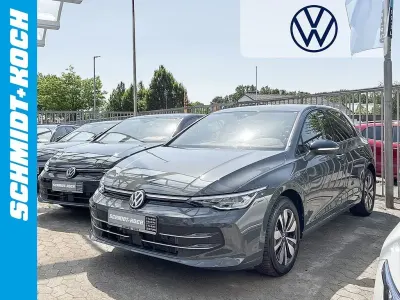 Gebraucht VW Golf VIII Goal 150 PS (110 kW) 2025 Delfingrau (grau) Limousine