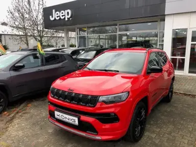 Second-hand Jeep Compass Altitude 131 CP (96 kW) 2023 Roșu SUV