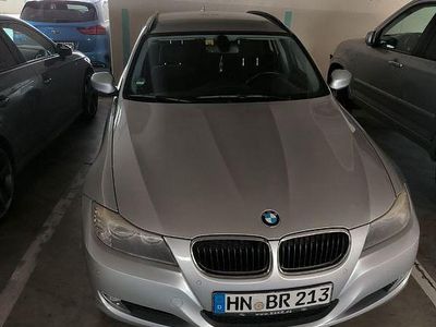 Gebraucht BMW 318 143 PS (105 kW) 2012 Silber Kombi