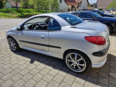 gebraucht Peugeot 206 CC 