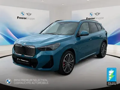 Gebraucht BMW iX1 Luxury Line 150 kW (204 PS) 2025 Blau SUV