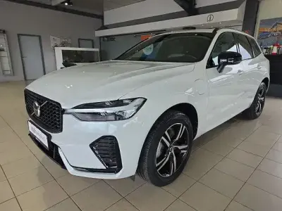 Gebraucht Volvo XC60 Plus 398 PS (292 kW) 2022 Weiß SUV