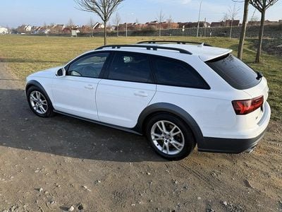 Weiß Gebraucht 2017 Audi A6 Allroad Kombi | 25.300 € (Fairer Preis)