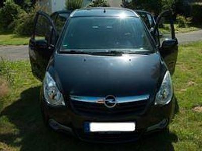 Opel Agila