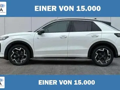 Nouă VW T-Roc R-line 150 CP (110 kW) 2026 Alb SUV