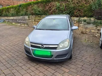Gebraucht Opel Astra 105 PS (77 kW) 2006 Silber Kombi