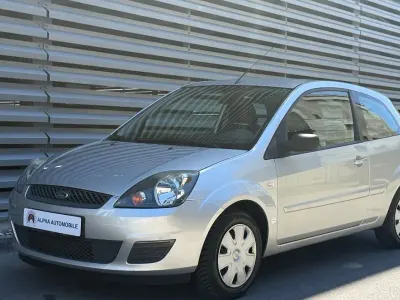 Gebraucht Ford Fiesta Ambiente 69 PS (50 kW) 2008 Grau Kleinwagen