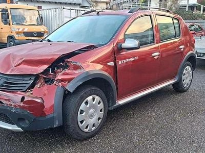 Braun Gebraucht 2010 Dacia Sandero Stepway Limousine | 1.050 €