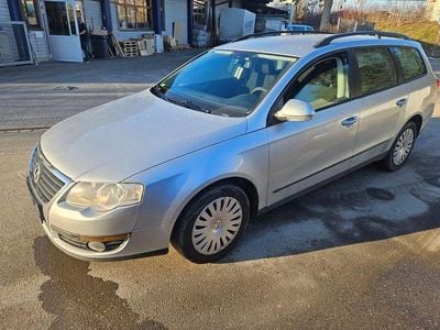 Usata VW Passat Trendline 140 CV (102 kW) 2009 Argento Station wagon