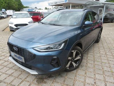 Gebraucht Ford Focus Active X 155 PS (114 kW) 2024 Chromablau metallic Limousine