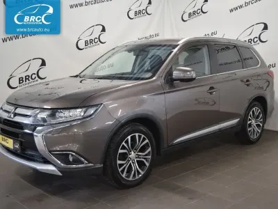 Gebraucht Mitsubishi Outlander 150 PS (110 kW) 2015 Braun SUV