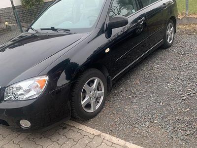 Gebraucht Kia Cerato 143 PS (105 kW) 2006 Schwarz Limousine