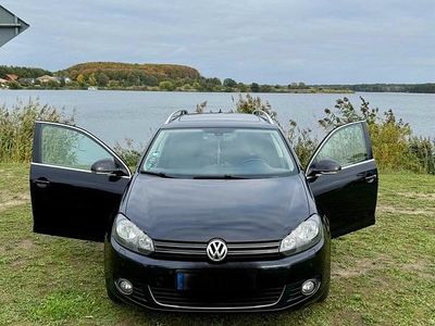 Schwarz Gebraucht 2010 VW Golf Coupé | 5.350 € (Fairer Preis)