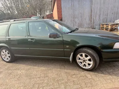 Brugt Volvo V70 144 HK (105 kW) 1998 Grøn Stationcar
