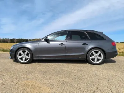 Używany Audi A4 S-Line 190 KM (139 kW) 2015 Szary Kombi