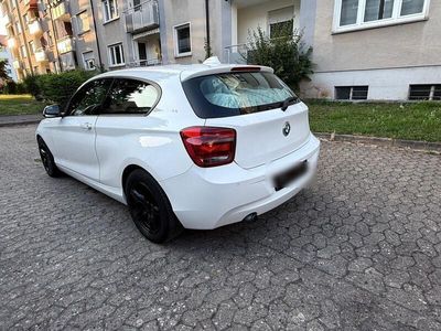 BMW 114