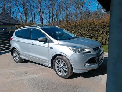 Gebraucht Ford Kuga Individual 140 PS (102 kW) 2015 Silber SUV