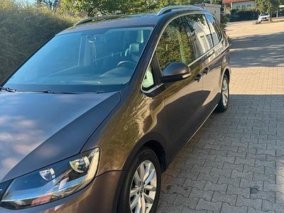 Gebraucht VW Sharan 140 PS (102 kW) 2010 Braun Van / Kleinbus